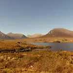 Camillaun With Lough Corrib Boat Hire לינה וארוחת בוקר אוטרארד