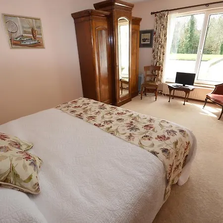 Bed & Breakfast Camillaun With Lough Corrib Boat Hire Oughterard
