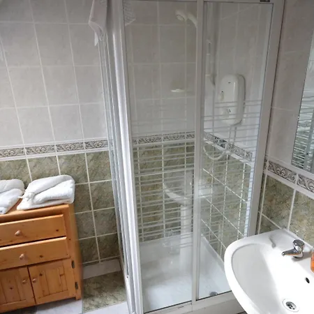 Bed & Breakfast Camillaun With Lough Corrib Boat Hire 4*
