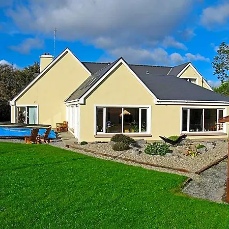 Camillaun With Lough Corrib Boat Hire Bed & Breakfast