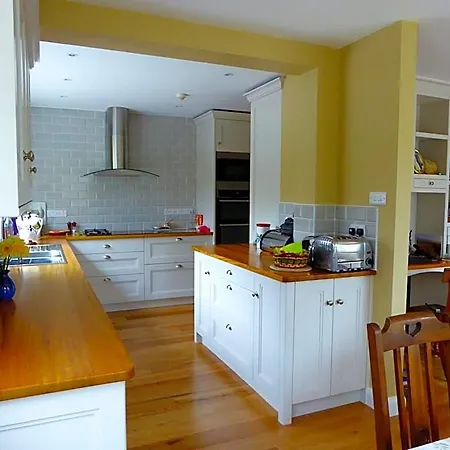Bed & Breakfast Camillaun With Lough Corrib Boat Hire