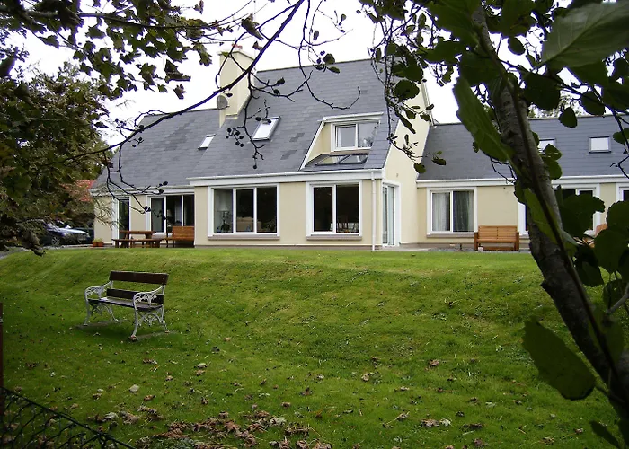 Camillaun With Lough Corrib Boat Hire 우그테라드