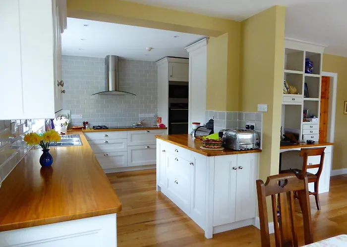 Camillaun With Lough Corrib Boat Hire B&B